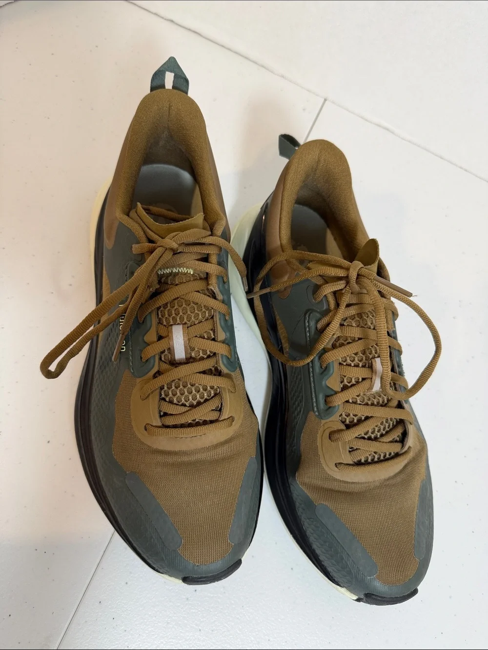Lululemon Blissfeel Trail Women’s Running Shoe Style Number: W9EPZS